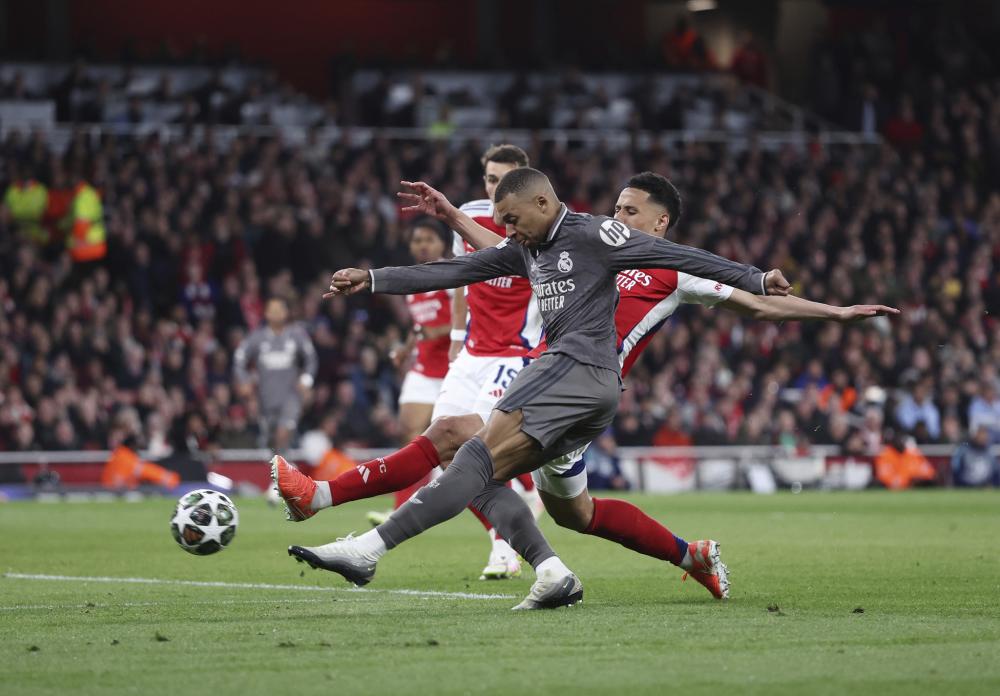 卡斯尔的三 卡斯尔的三